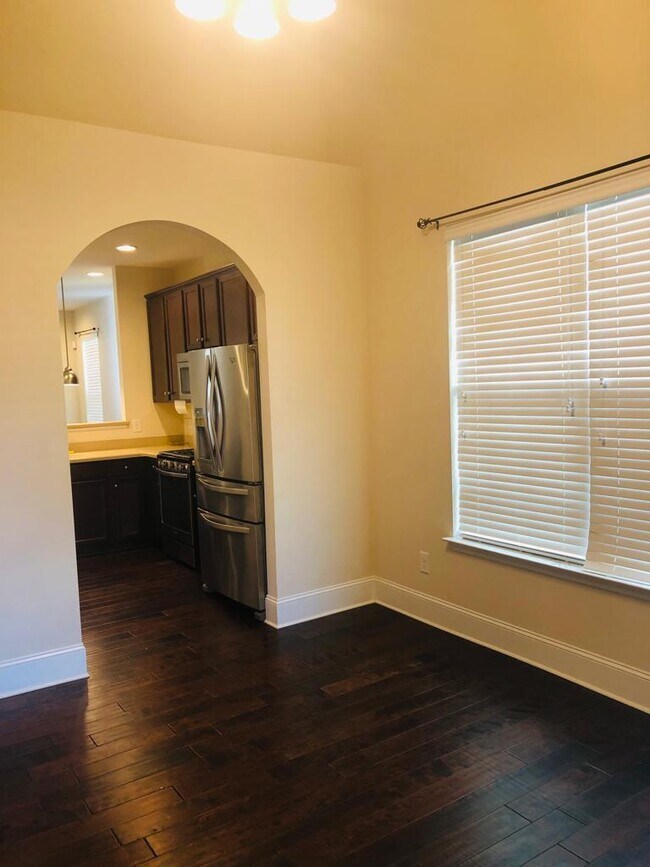 dining area - 4211 Dunkirk Dr