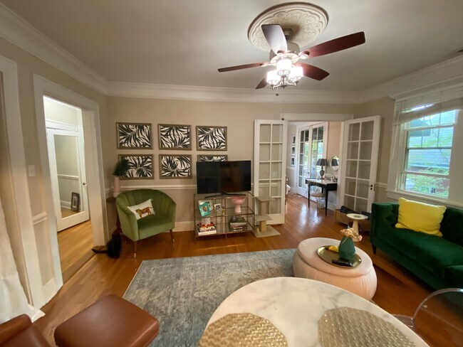 Foto del edificio - 916 Bromley Rd