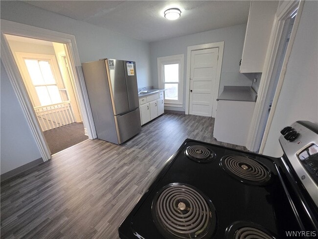 Building Photo - 26 Delaware St