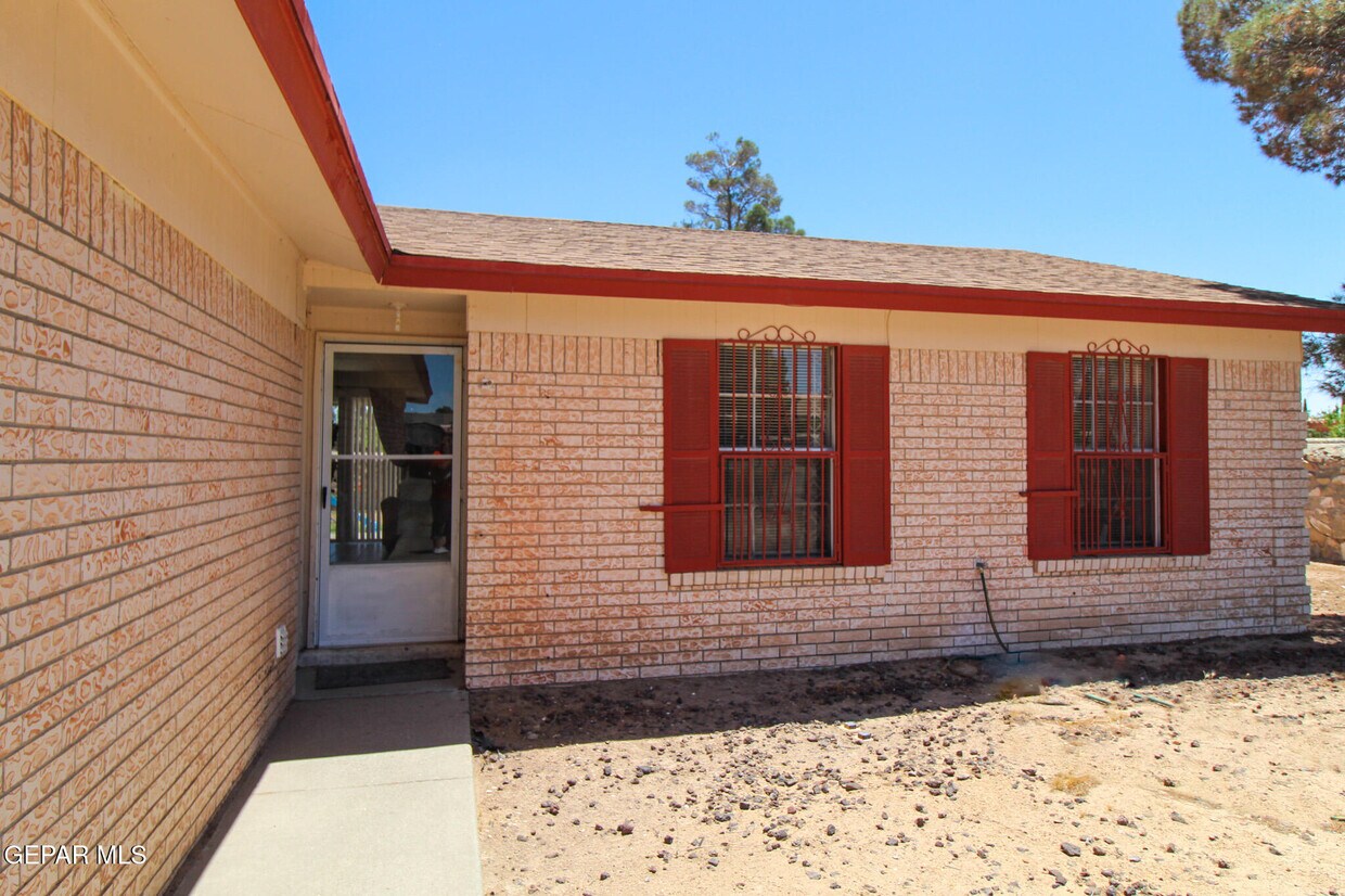 Foto principal - 1808 Dean Martin Dr