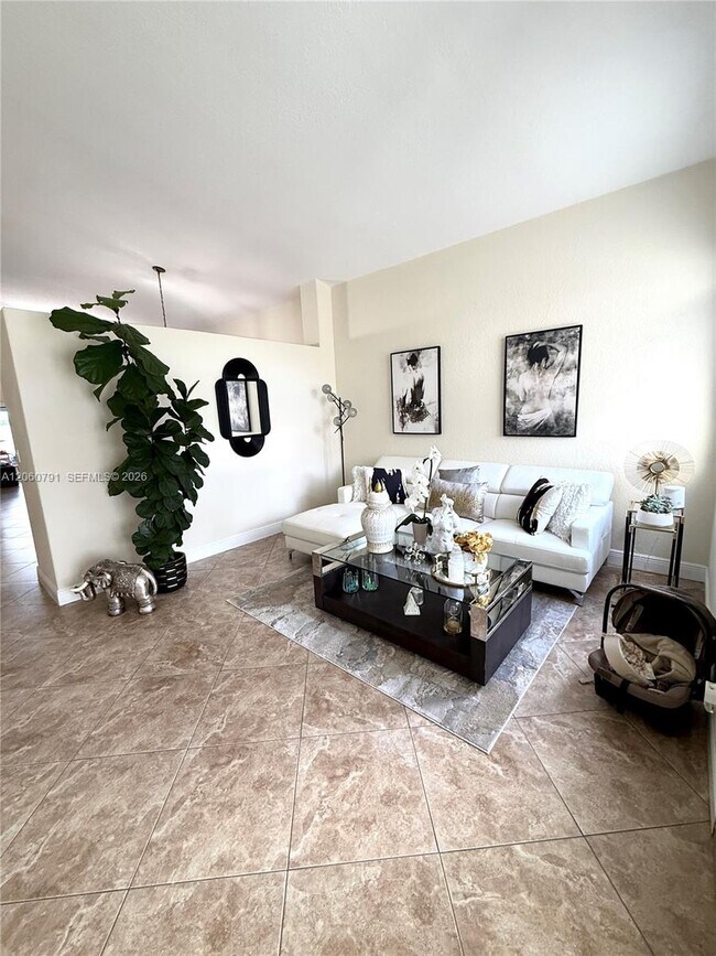 Foto del edificio - 8731 NW 153rd Terrace