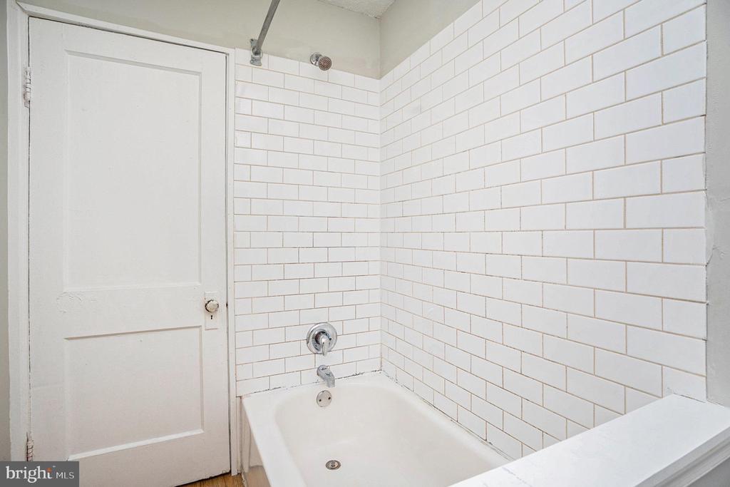 Foto principal - 404 E Jefferson St