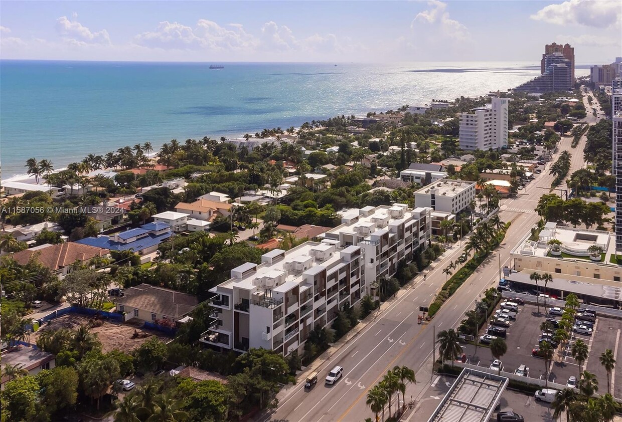 Primary Photo - 3040 N Ocean Blvd