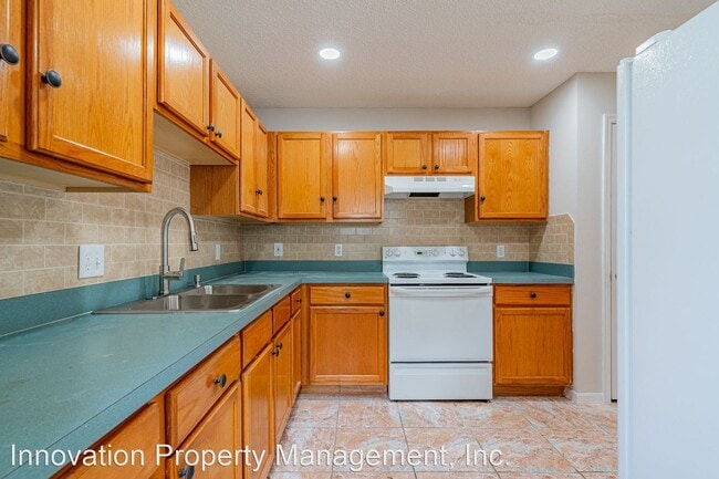 Building Photo - 2 br, 2 bath House - 746 Mink Ct