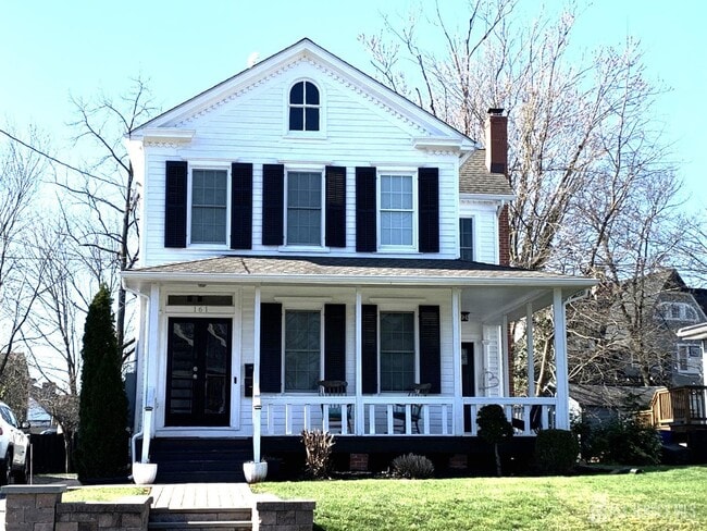 Foto del edificio - 161 W Cliff St