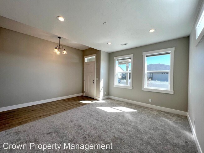 Foto del edificio - 3 br, 2 bath House - 2609 Sunray Ave.