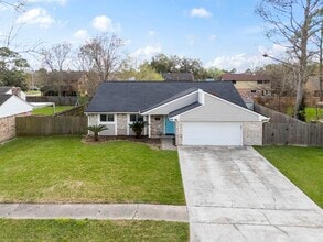 Building Photo - 304 Old Course Dr