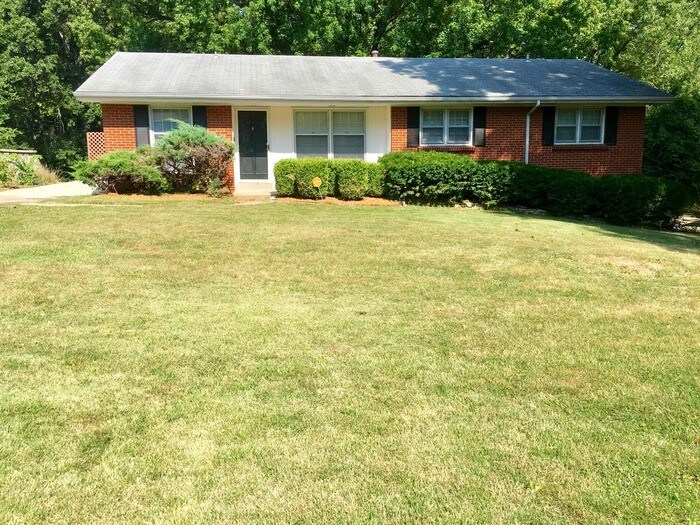 12305 Rocket Dr, Florissant, MO 63033 House for Rent in Florissant