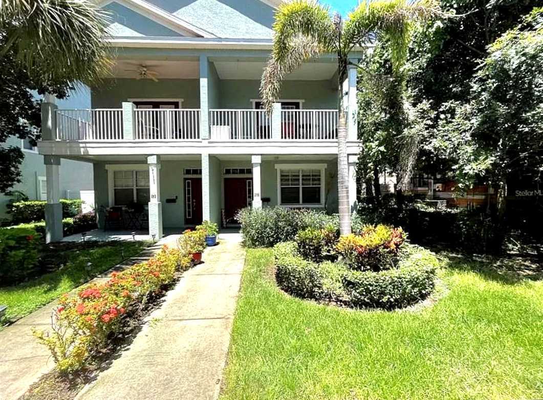 268 15th St N, Saint Petersburg, FL 33705 Townhouse for Rent in Saint