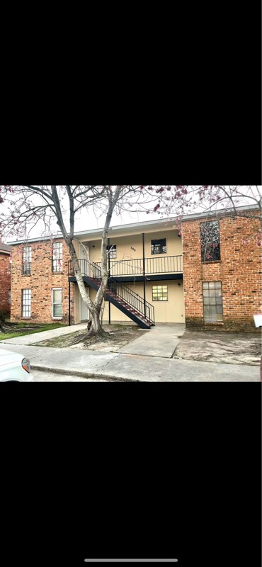Primary Photo - 406 Scotsdale St