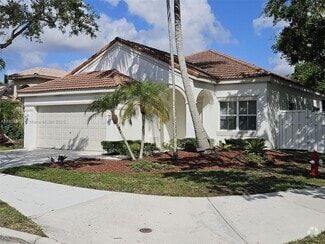 Building Photo - 712 Juniper Ln