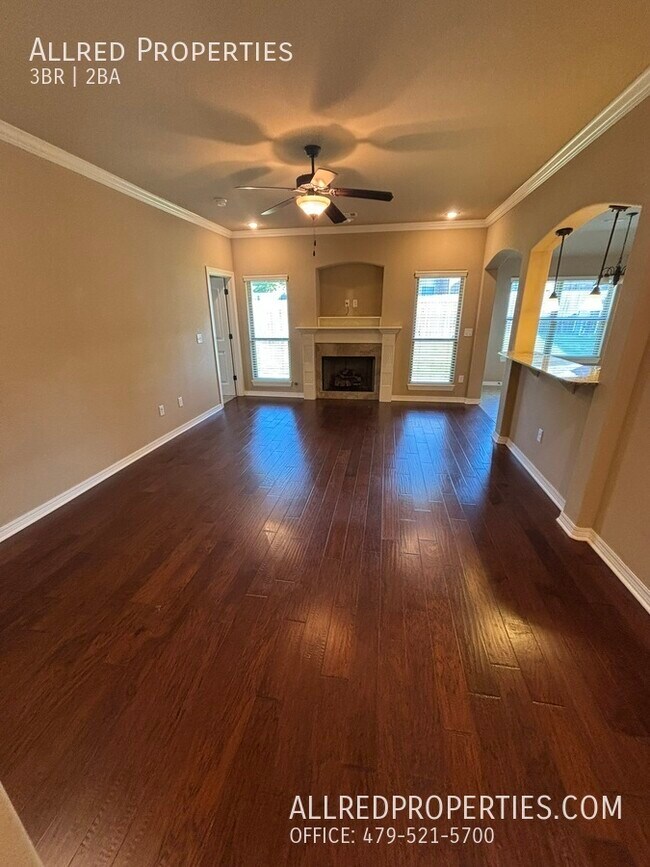 Building Photo - 3556 Country Meadow