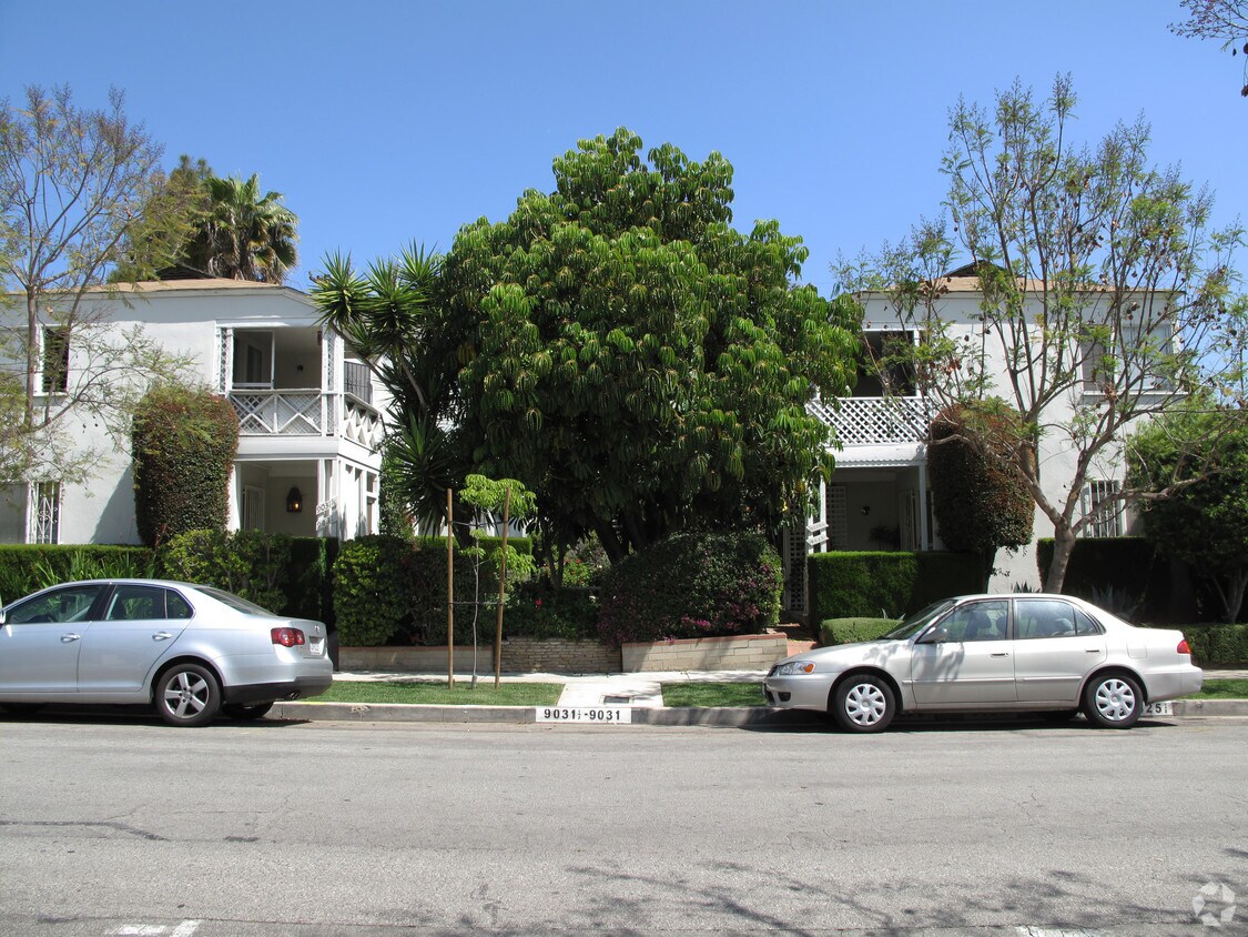 Building Photo - 9025-9031 Rangely Ave