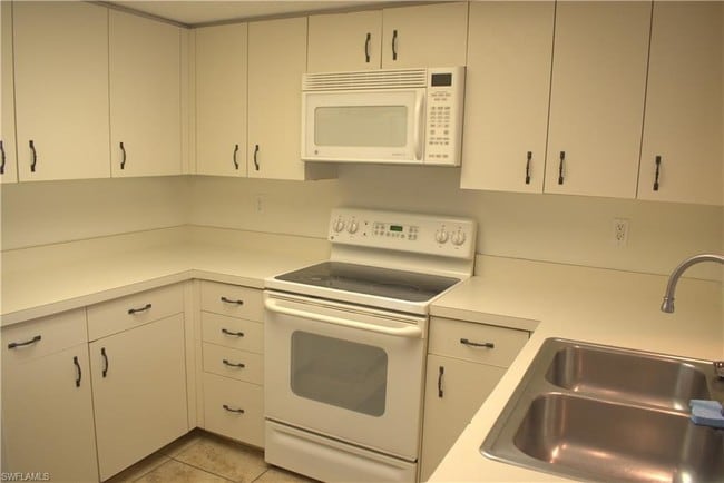 Building Photo - 1376 Wildwood Lakes Blvd