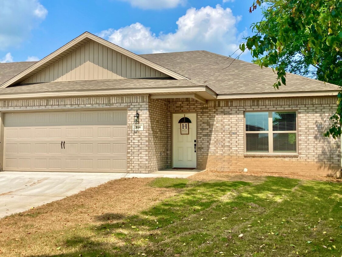 Foto principal - ***314 Alder St.***