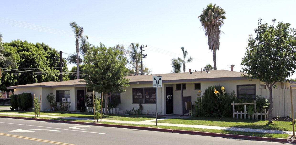 Foto del edificio - 621 E Vermont Ave
