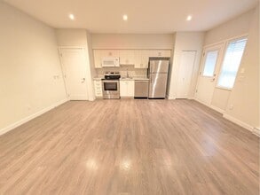 Building Photo - 165XX-1103A 103A Ave