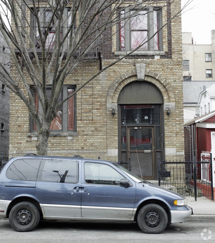 Building Photo - 4310 Richardson Ave