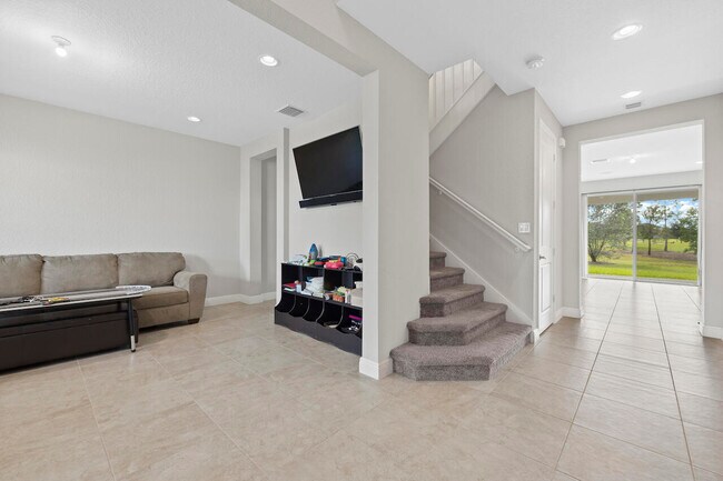 Foto del edificio - 915 Sweetgrass St