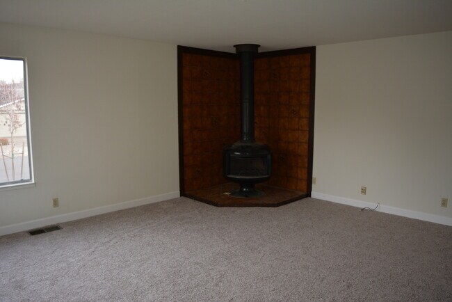 Foto del edificio - Single Family Home with Pool