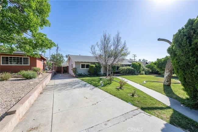 Foto del edificio - 3202 Belvedere Dr