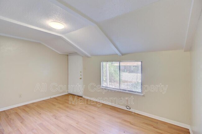 Foto del edificio - 3800 Allegro Lugar St