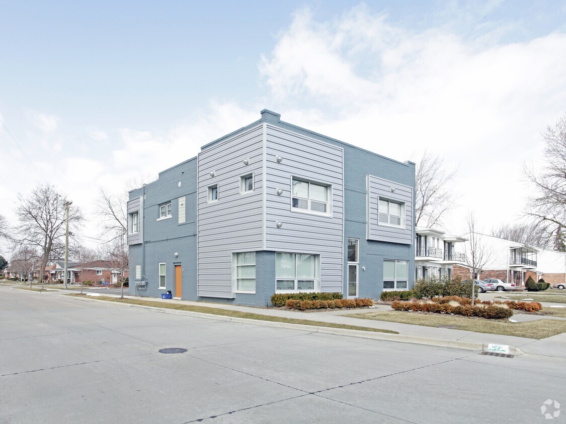 Primary Photo - 29305 Jefferson Ave