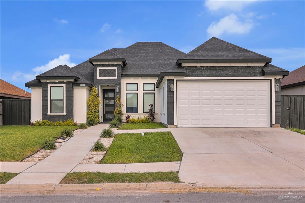 Foto principal - 4610 Vikings Dr