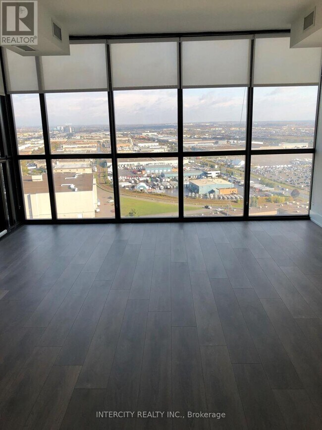 Photo du bâtiment - 2908 Hwy 7