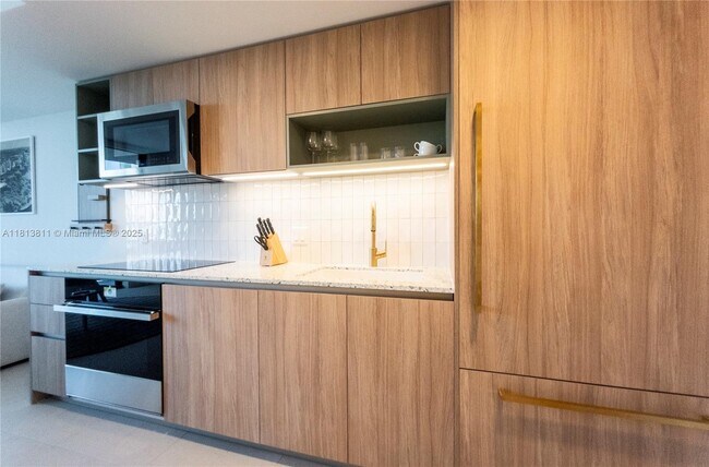 Foto del edificio - 159 NE 6th St