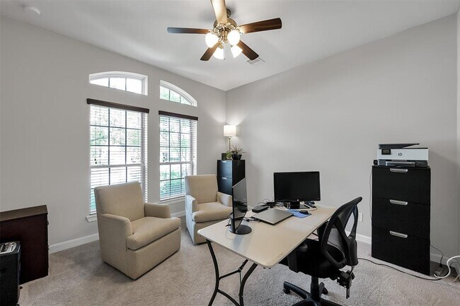 Building Photo - 31507 Reston Cliff Ct