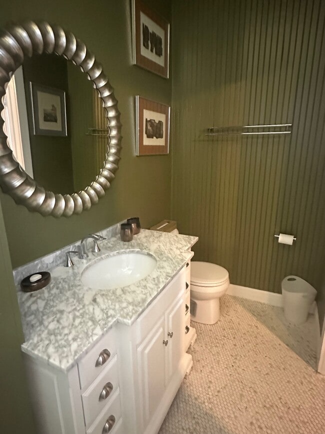 Bathroom - 38400 Interstate 10 W
