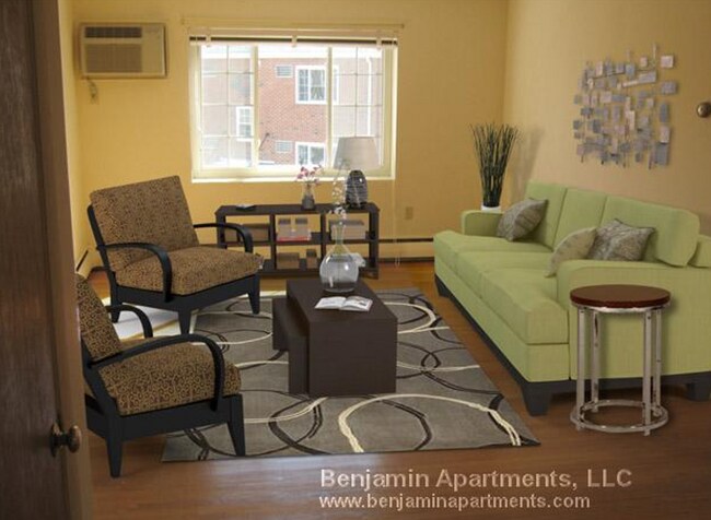 Foto del edificio - 11 Brattle Dr