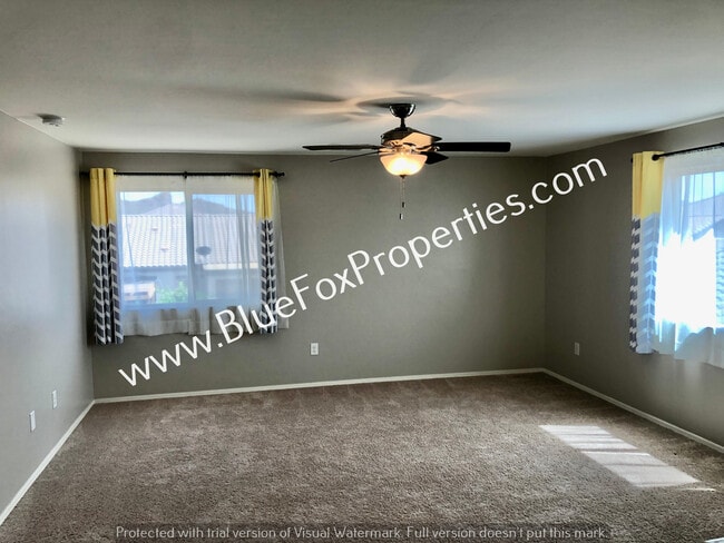 Building Photo - 9009 W Rolling Springs Dr