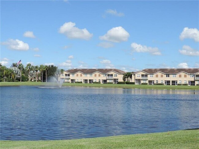 Photo - 3658 Parkridge Cir Townhome