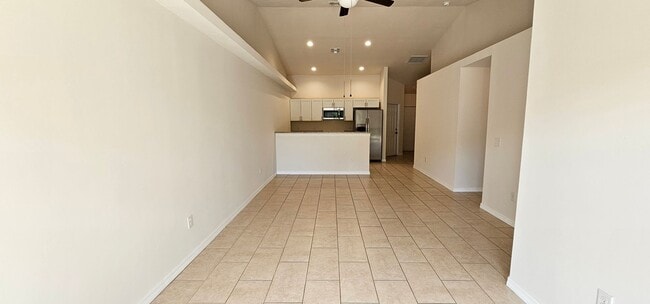 Building Photo - Spacious 3-Bedroom, 2-Bath Duplex in Cape Coral