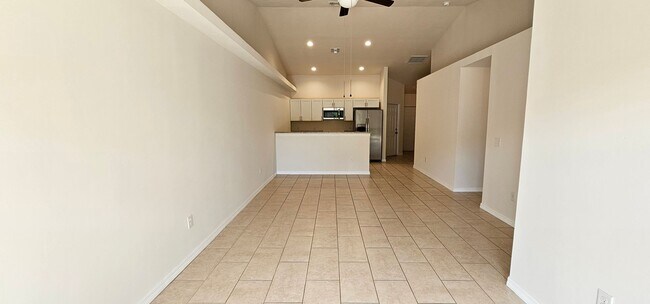 Foto del edificio - Spacious 3-Bedroom, 2-Bath Duplex in Cape Coral