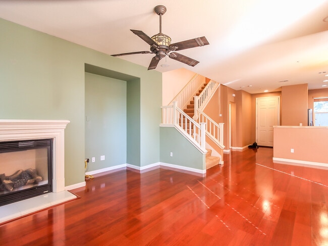 Foto del edificio - Beautiful and Spacious 3BR 2.5BA Single Family Home