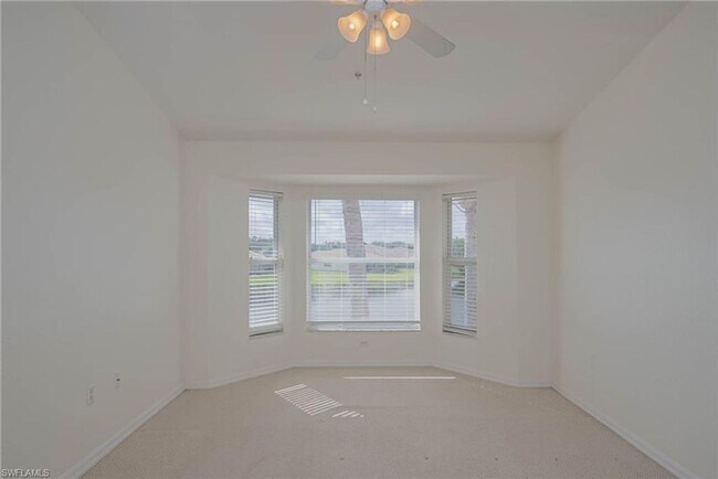 Foto del edificio - Stunning Lakeview Condo for Rent in Bella ...
