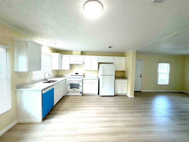 Foto del edificio - 11730 Greenglen Dr