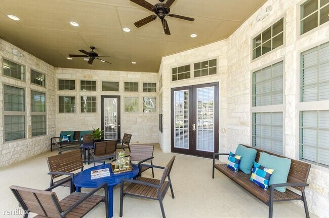 Foto del edificio - 1 br, 1 bath Condo - 30685 FM 2978 RD Flat...