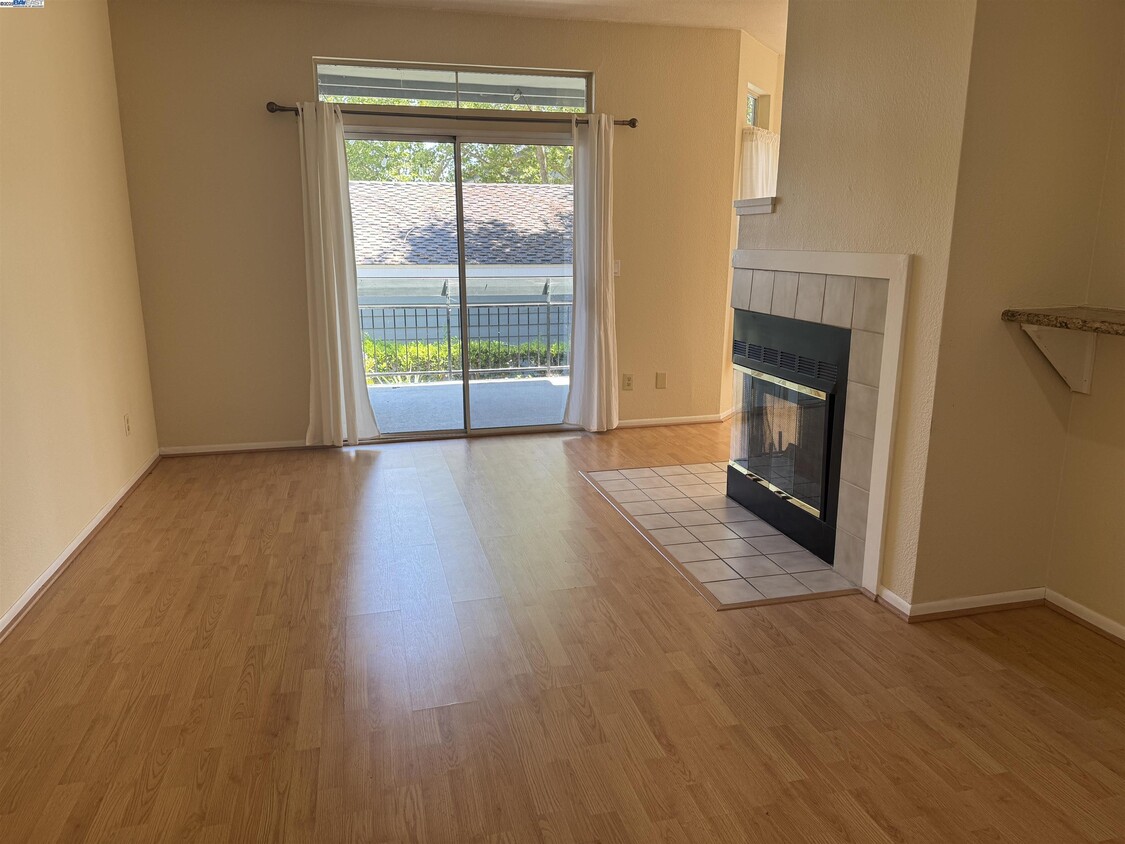 Primary Photo - 7815 Canyon Meadows Cir