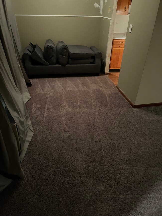 Building Photo - 27890 Center Ridge Rd