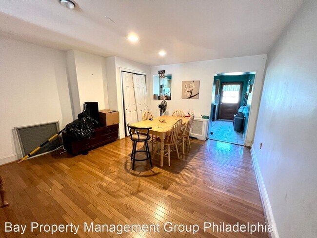 Building Photo - 4 br, 1 bath House - 4728 Smick St