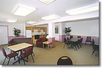 Building Photo - 100 Carpenter Ln