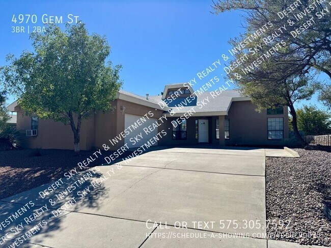 Building Photo - 4970 Gem St