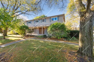 Building Photo - 25585 Grand Concourse St