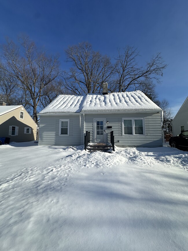 Building Photo - 17 John David Ln