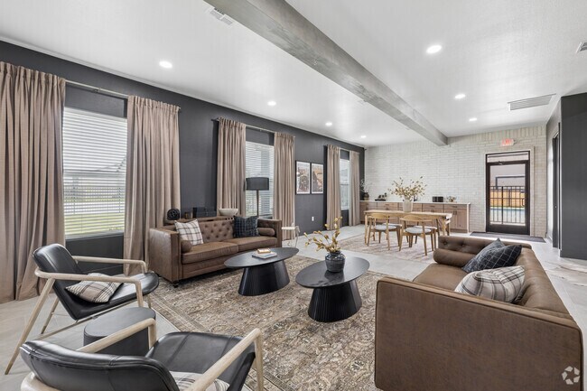 Oficina de arrendamiento - Foster Heights Apartments