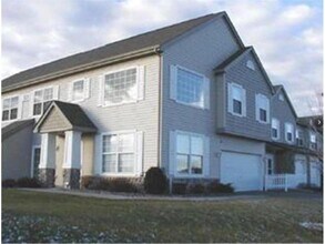 Building Photo - 3635 Lawndale Ln N